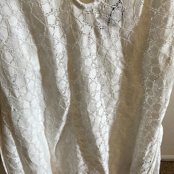 New blouse - Picture 2 of 5